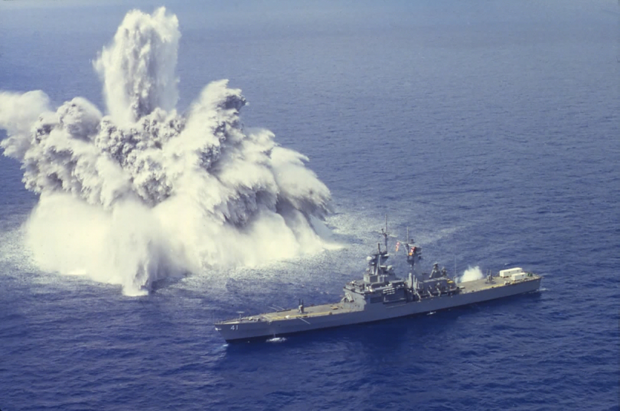 kaut kaads 'trieciena tests' pret USS Arkansas